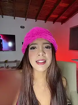 Snapshot of Pushaina__1 chatting on 02/28/26, 05:19 Pushaina 1 online show from 02/28/26, 05:19