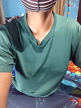 Iamtransboy online show from 04/15/26, 06:04