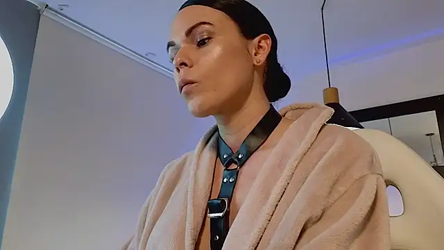 verodeli online show from 01/31/25, 06:14