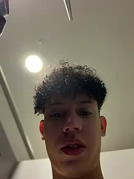 yoursexyjose online show from 07/12/26, 05:59