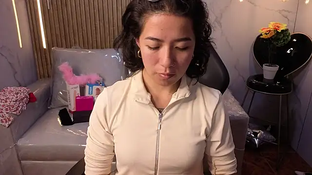 Lynn turner online show from 02/25/26, 08:18