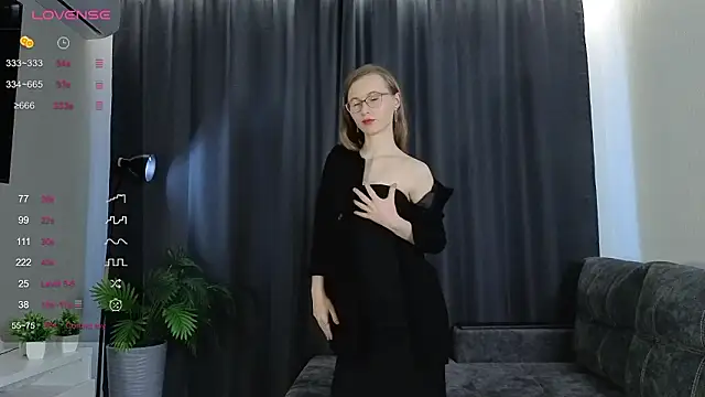 Snapshot of MoranaBetony chatting on 02/04/26, 05:13 MoranaBetony online show from 02/04/26, 05:13