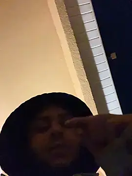 Snapshot of Tu_PaPi_Favorito chatting on 02/03/26, 04:10 Tu PaPi Favorito online show from 02/03/26, 04:10