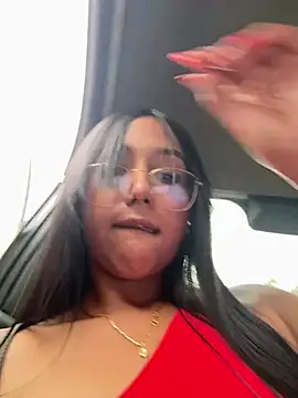 Lucianaaguzman online show from 02/18/26, 08:16