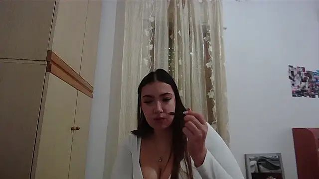 LunaVelix online show from 02/07/26, 08:40