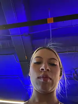 Mia Rosee1 online show from 07/16/26, 07:31