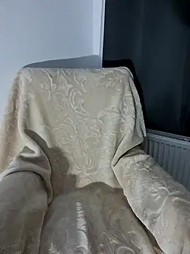 Snapshot of AbellaDesiree chatting on 02/27/26, 05:07 AbellaDesiree online show from 02/27/26, 05:07