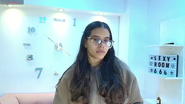 Snapshot of Luna_Millers chatting on 02/12/26, 03:34 Luna Millers online show from 02/12/26, 03:34