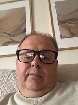 Snapshot of YachtCaptain10 chatting on 02/12/26, 05:19 YachtCaptain10 online show from 02/12/26, 05:19