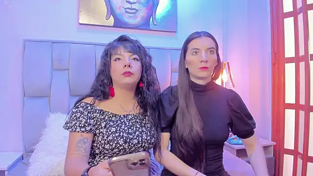 Valkiria-and-Dione online show from 02/28/26, 01:56