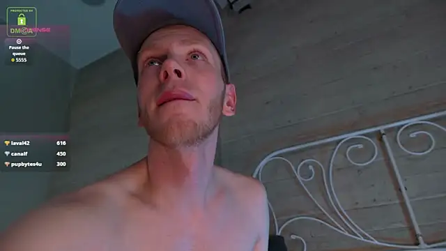 Snapshot of ZidNevil chatting on 02/18/26, 03:46 ZidNevil online show from 02/18/26, 03:46