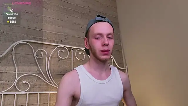 Snapshot of ZidNevil chatting on 02/24/26, 08:29 ZidNevil online show from 02/24/26, 08:29