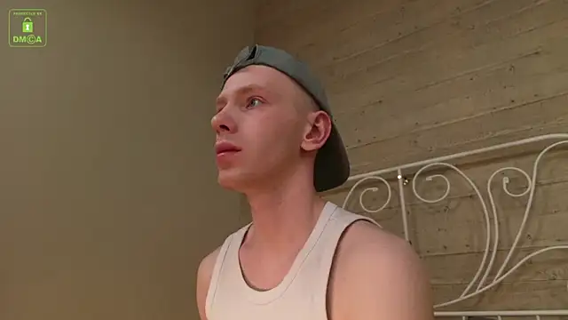 Snapshot of ZidNevil chatting on 03/01/26, 08:33 ZidNevil online show from 03/01/26, 08:33