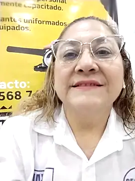 Snapshot of JULIETA_21- chatting on 04/20/26, 12:30 JULIETA 21- online show from 04/20/26, 12:30
