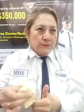 Snapshot of JULIETA_21- chatting on 05/05/26, 12:57 JULIETA 21- online show from 05/05/26, 12:57