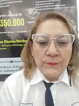 Snapshot of JULIETA_21- chatting on 05/26/26, 01:18 JULIETA 21- online show from 05/26/26, 01:18