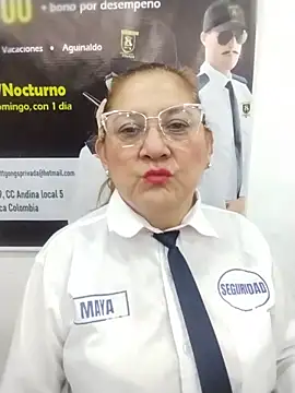 Snapshot of JULIETA_21- chatting on 05/29/26, 02:26 JULIETA 21- online show from 05/29/26, 02:26