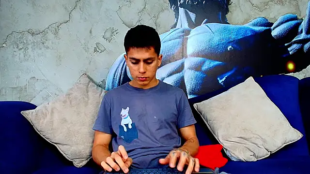 Aron pulse online show from 04/08/26, 01:22