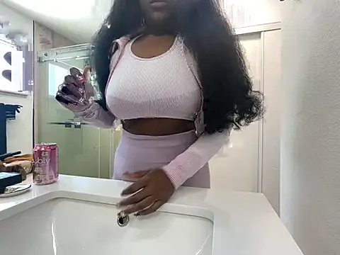 Anadia Starr online show from 04/15/26, 08:42