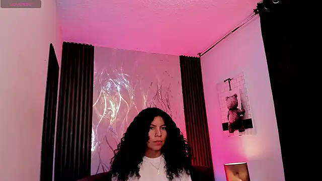 Snapshot of Zoe-yanin chatting on 02/04/26, 03:40 Zoe-yanin online show from 02/04/26, 03:40