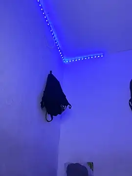 Snapshot of dominick_fran chatting on 03/03/26, 07:36 dominick fran online show from 03/03/26, 07:36