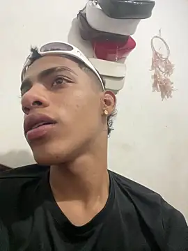 dominick fran online show from 04/18/26, 01:42