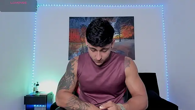 ryanwhite3 online show from 02/09/26, 10:14