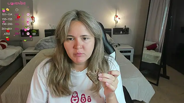 LilyBel online show from 07/16/26, 12:49