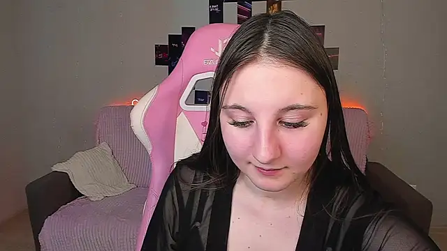 EvaxCharm online show from 03/11/26, 08:09