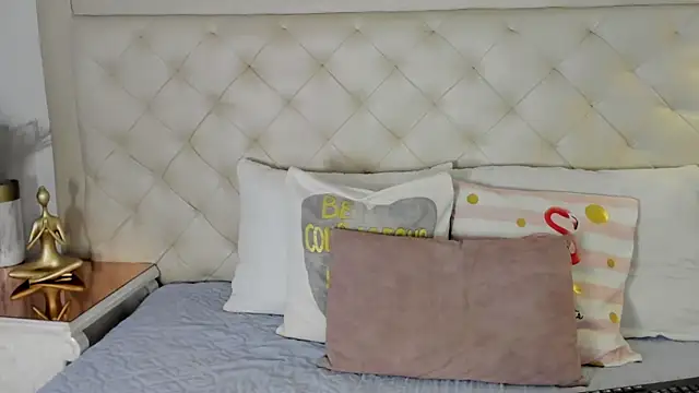 Snapshot of sweets_one chatting on 02/28/26, 03:40 sweets one online show from 02/28/26, 03:40