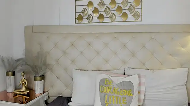 Snapshot of sweets_one chatting on 03/02/26, 07:15 sweets one online show from 03/02/26, 07:15