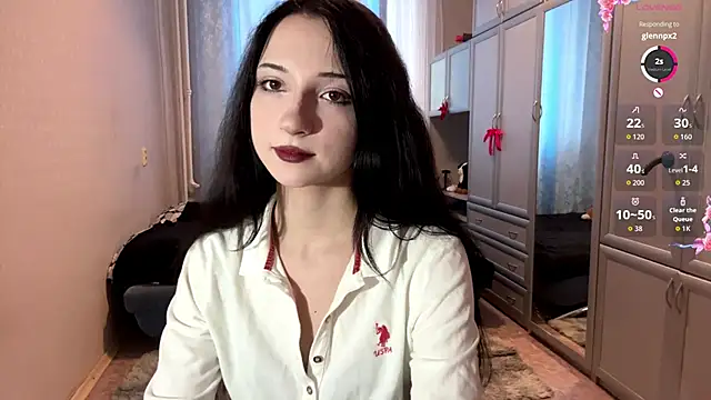 UrBabeLuna online show from 03/01/26, 12:51