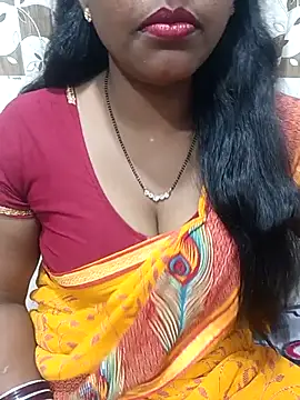 Snapshot of Parul-009 chatting on 02/19/26, 09:27 Parul-009 online show from 02/19/26, 09:27