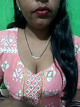 Snapshot of Parul-009 chatting on 03/02/26, 07:15 Parul-009 online show from 03/02/26, 07:15