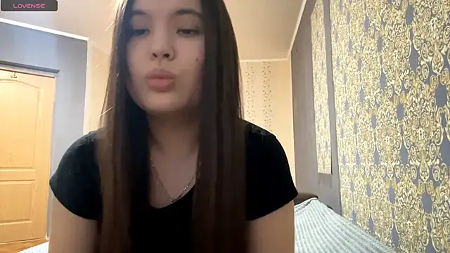 Snapshot of Ayazyn chatting on 02/28/26, 02:07 Ayazyn online show from 02/28/26, 02:07