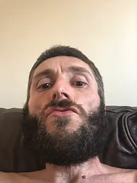 Snapshot of pezzerb7 chatting on 07/14/26, 12:11 pezzerb7 online show from 07/14/26, 12:11