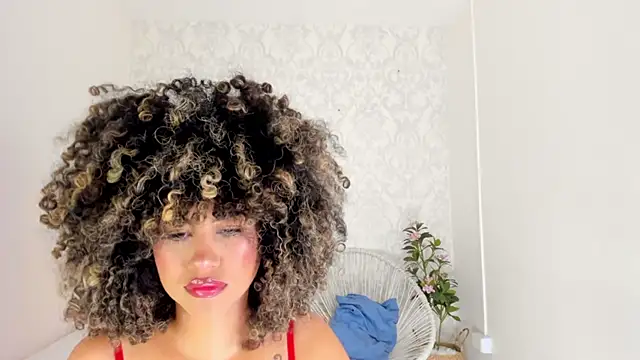 Snapshot of Brit_weston chatting on 02/12/26, 08:04 Brit weston online show from 02/12/26, 08:04