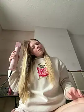 Paige love online show from 03/16/26, 10:41