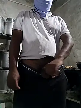 Snapshot of babu_bull chatting on 03/28/26, 06:18 babu bull online show from 03/28/26, 06:18