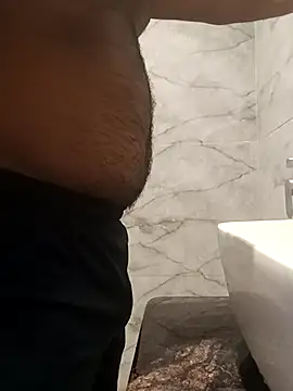 Snapshot of babu_bull chatting on 05/09/26, 01:44 babu bull online show from 05/09/26, 01:44