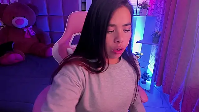 liany taylor online show from 02/25/26, 09:13