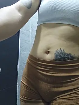 Snapshot of Kitty_San_xXx chatting on 02/15/26, 10:06 Kitty San xXx online show from 02/15/26, 10:06