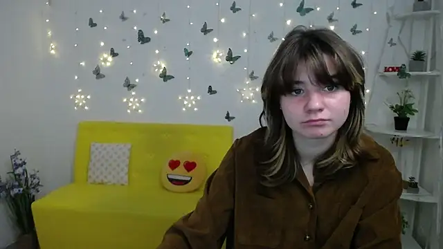 AnnaWest  online show from 03/01/26, 06:37