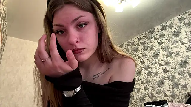 Snapshot of JackiStrum chatting on 04/15/26, 08:10 JackiStrum online show from 04/15/26, 08:10