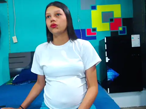 analyn-2027 online show from 02/11/26, 12:48