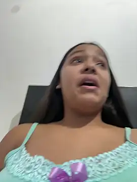 Snapshot of Baby_morena12 chatting on 02/19/26, 03:24 Baby morena12 online show from 02/19/26, 03:24