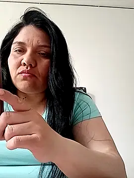 Snapshot of Cati_cat3 chatting on 02/08/26, 02:20 Cati cat3 online show from 02/08/26, 02:20