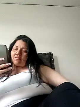 Snapshot of Cati_cat3 chatting on 02/17/26, 12:56 Cati cat3 online show from 02/17/26, 12:56