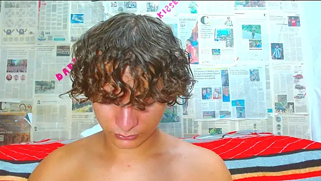 Snapshot of arielnoir6958 chatting on 02/26/26, 11:37 arielnoir6958 online show from 02/26/26, 11:37