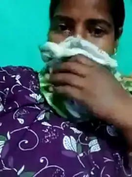 Snapshot of Your_deshibhabi25years chatting on 02/22/26, 10:47 Your deshibhabi25years online show from 02/22/26, 10:47